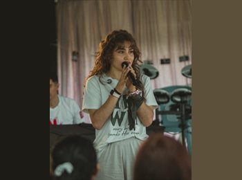 CompartoApto CO - Valentina salas - 24 - Bogotá