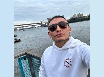 CompartoApto CO - Julián - 27 - Medellín