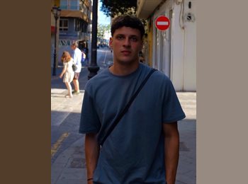 CompartoApto CO - Lucas Hänggi - 23 - Medellín