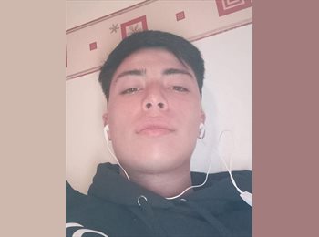 CompartoApto CO - BRANYAN STIVEN SALGADO ALAYON  - 22 - Medellín