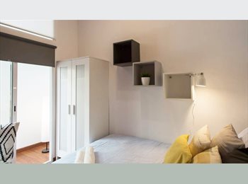 Roomgo ES - ¡Habitación exterior con balcón en un piso reformado en el Eixample! RH15-R1, Barcelona - 880 € por mes