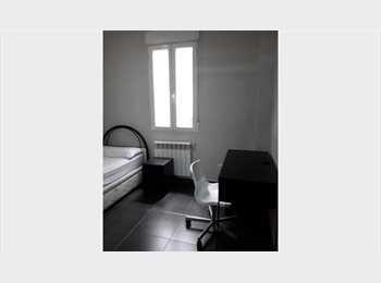 Roomgo ES - HABITACIÓN TRANQUILA CON CERRADURA PROPIA EN BARRIO CÉNTRICO, Chamberí - 650 € por mes
