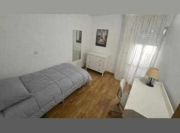 Roomgo ES - Se alquila habitación en pleno corazón de Vallecas , Puente De Vallecas - 550 € por mes