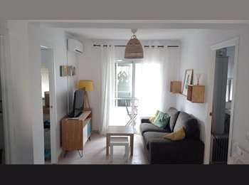 Roomgo ES - HABITACION TODO INCLUIDO DISPONIBLE EL 1 DE MAYO, Sevilla - 350 € por mes