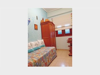 Roomgo ES - Alquiler de habitaciones, Valencia - 350 € por mes