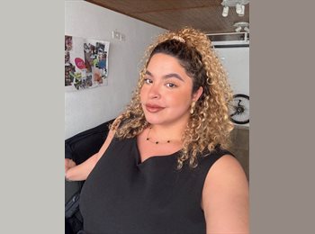 Roomgo ES - Melany - 23 - Sevilla