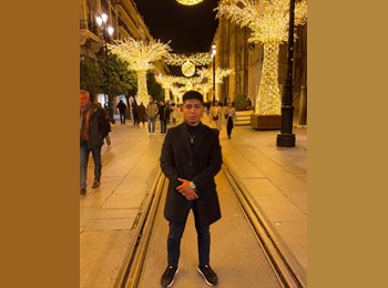 Roomgo ES - Darwin - 23 - Sevilla