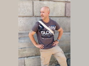 Roomgo ES - Alejandro  - 45 - Barcelona