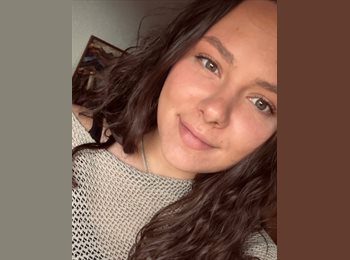 Roomgo ES - Lorena - 23 - Gijon