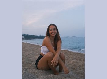 Roomgo ES - Nicole Gal - 25 - Barcelona