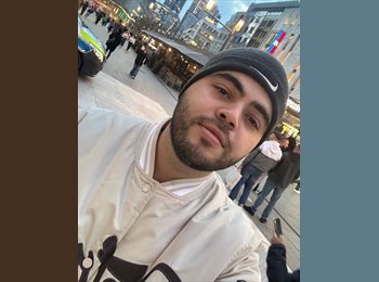 Roomgo ES - Fares Bchir - 25 - Barcelona