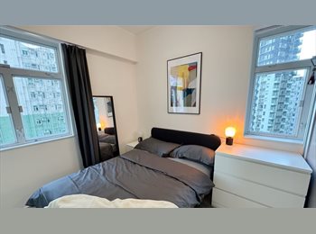 Roomgo HK - Comfortable and Private Ensuite bedroom with private bathroom, Sheung Wan - HKD14,900 pcm