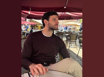 Roomgo HK - Mirko - 29 - Sheung Wan