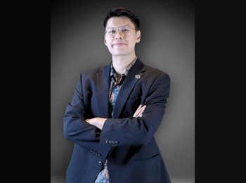 Roomgo HK - Calvin - 33 - Sai Ying Pun