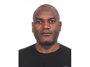 Roomgo HK - Francis  - 50 - Wan Chai