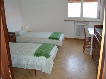 Roomgo IT - Stanza doppia a Ferrara, Ferrara - 190 € al mese