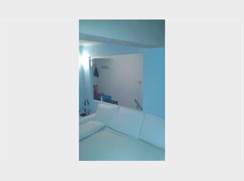 Roomgo IT - Minisuite in centrissimo per ragazze, Bologna - 650 € al mese