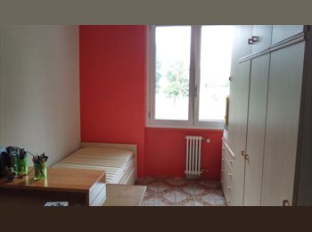 Roomgo IT - POSTO LETTO, Arese - 500 € al mese