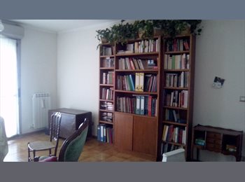 Roomgo IT - OFFRO CAMERA IN AFFITTO (11 MQ) CON BAGNO PRIVATO – VIGNE NUOVE - ROMA, Montesacro-Talenti - 500 € al mese