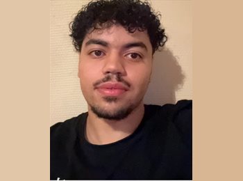 Roomgo IT - Aichour - 24 - Siena