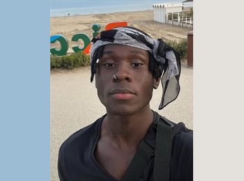 Roomgo IT - Emile Bebane  - 28 - Brescia