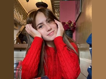 Roomgo IT - Anna - 23 - Roma Centro