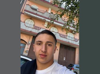 Roomgo IT - Francesco Mazzilli - 18 - Catania