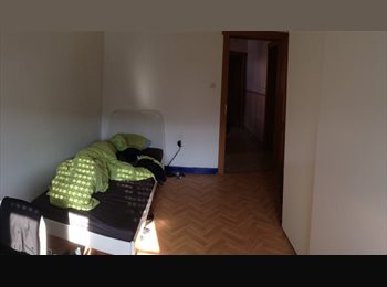 Appartager LU - belle chambre meublée avec balcon   à louer, Luxembourg - 850 € / Mois
