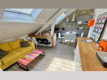 Appartager LU - ROOM FOR RENT ROLLINGERGRUND, Luxembourg - 800 € / Mois