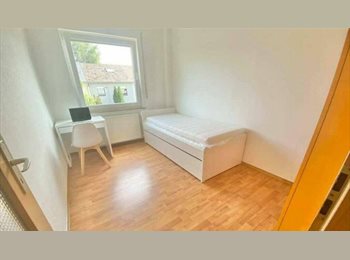Appartager LU - Chambre en location en appartement Kirchberg, Luxembourg, Luxembourg - 700 € / Mois
