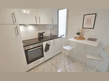 Appartager LU - Furnished single bedroom (Emerald Sea) – Super Central Flat | Place de Paris, Luxembourg - 1.000 € / Mois