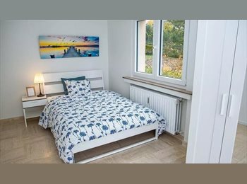 Appartager LU - Furnished double bedroom (D) – Private balcony | Cloche d’Or, Luxembourg - 960 € / Mois