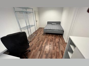 Appartager LU - PH34-06 CHAMBRE MEUBLEE EN PLEIN CENTRE VILLE DISPONIBLE DU 1 Mars 2026, Luxembourg - 1.200 € / Mois