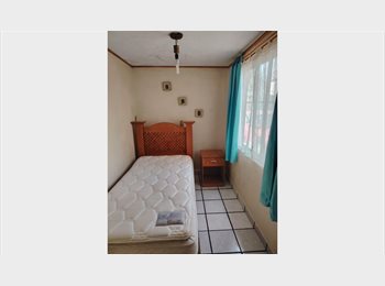 Roomgo MX - Rento cuarto pequeño amueblado, en casa de Roomies lugar céntrico incluye servicios, Cuautitlán Izcalli - MX$2,800 por mes