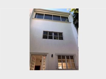 Roomgo MX - Habitaciones amuebladas a pasos de la minerva, Zapopan - MX$9,500 por mes