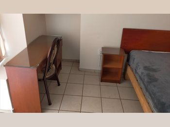 Roomgo MX - Habitación Amueblada, Guadalajara - MX$3,500 por mes