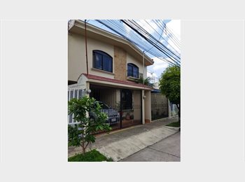 Roomgo MX - RENTO HABITACION ESPACIOSA Y AMUEBLADA, Zapopan - MX$5,000 por mes