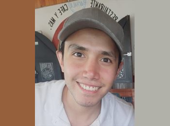 Roomgo MX - Arturo Benitez - 30 - Querétaro