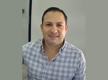 Roomgo MX - Luis Enrique - 45 - San Pedro Garza García