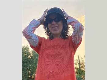 Roomgo MX - Alejandrina - 30 - Querétaro