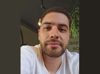 Roomgo MX - Diego Lona - 27 - Guadalajara