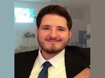 Roomgo MX - Eduardo - 22 - Monterrey