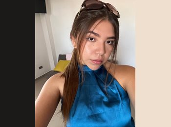 Roomgo MX - Mariana  - 18 - Querétaro