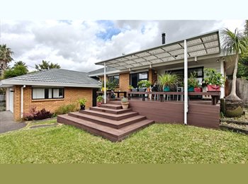 Roomgo NZ - Warm, Dry, Cosy Room, Auckland - $250 pw