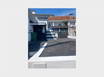 Roomgo PT - Quartos partilhados, Portugal - 250 € Por mês