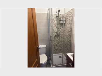 Roomgo PT - Alugo quarto a senhoras com wc privativo, Lisboa - 425 € Por mês