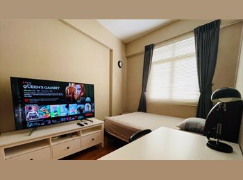 Roomgo SG - A nice and cosy common room, Aljunied - $1,600 pm