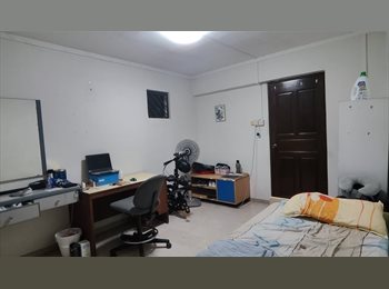 Roomgo SG - Jurong East Street 13, near Jurong East MRT, Common Room, for rent, Chinese Garden - $800 pm