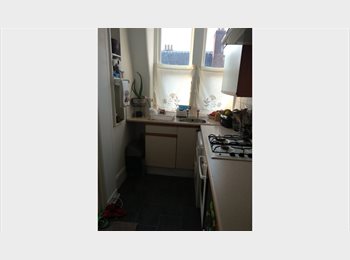 Roomgo UK - Well-located 1 bed flat to let in Haringey, London N4., Harringay - £1,200 pcm