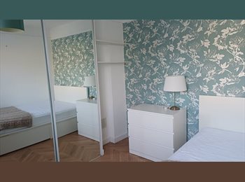 Roomgo UK - Double bright room available in Friendly household, Tooting - £875 pcm